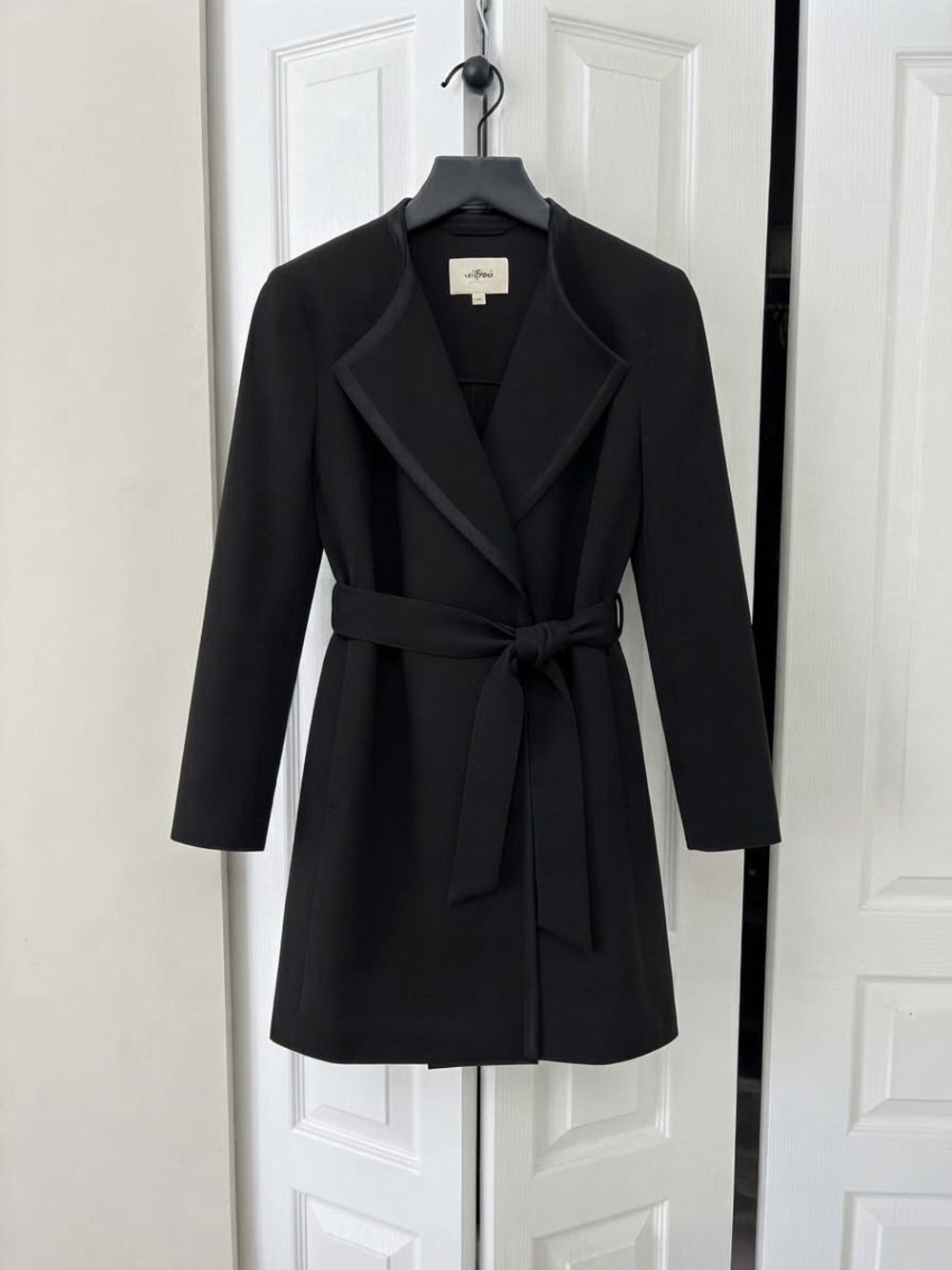 Wilfred Black Long Sleeve jacket from Aritzia